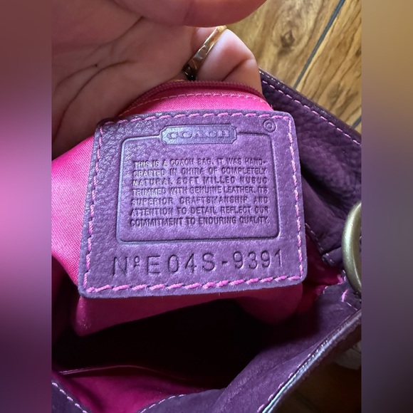 Coach Vintage Chelsea Nubuc Pink and Purple Leather Shoulder Bag - Picture 3 of 9